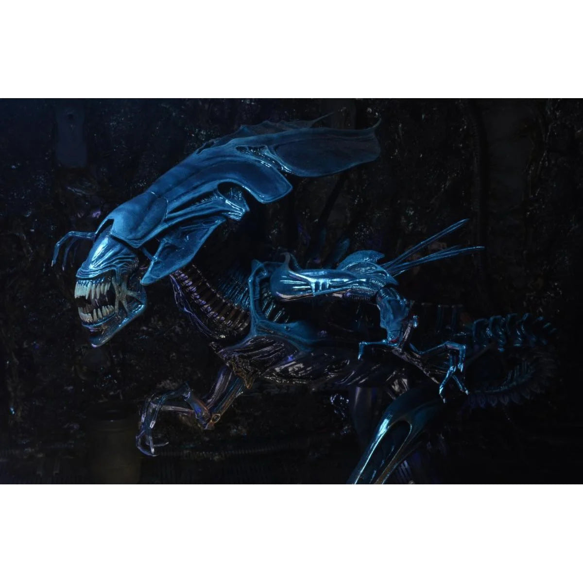 Aliens Xenomorph Queen Ultra-Deluxe Action Figure