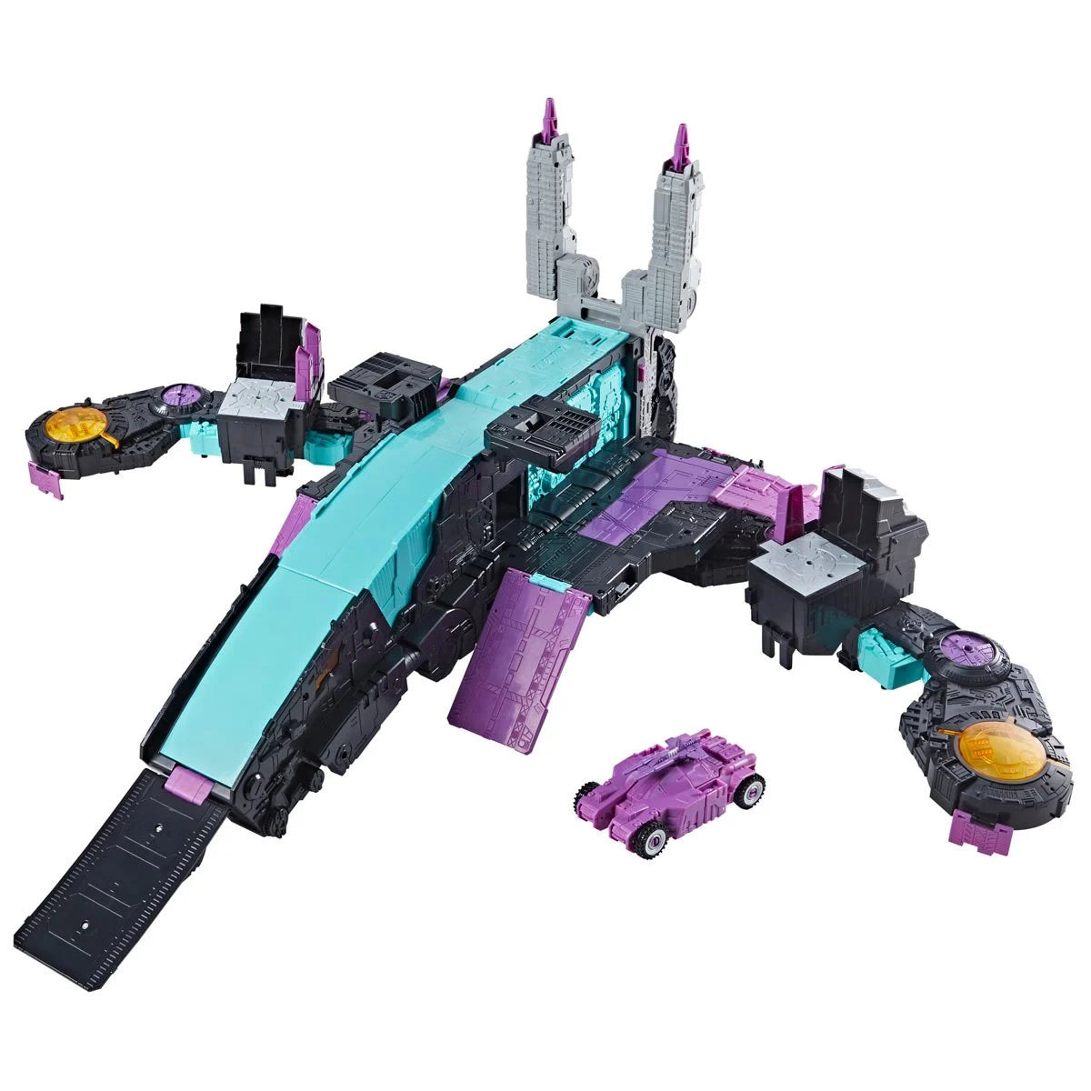 Transformers Generations Selects Age of the Primes 18-inch G1 Trypticon